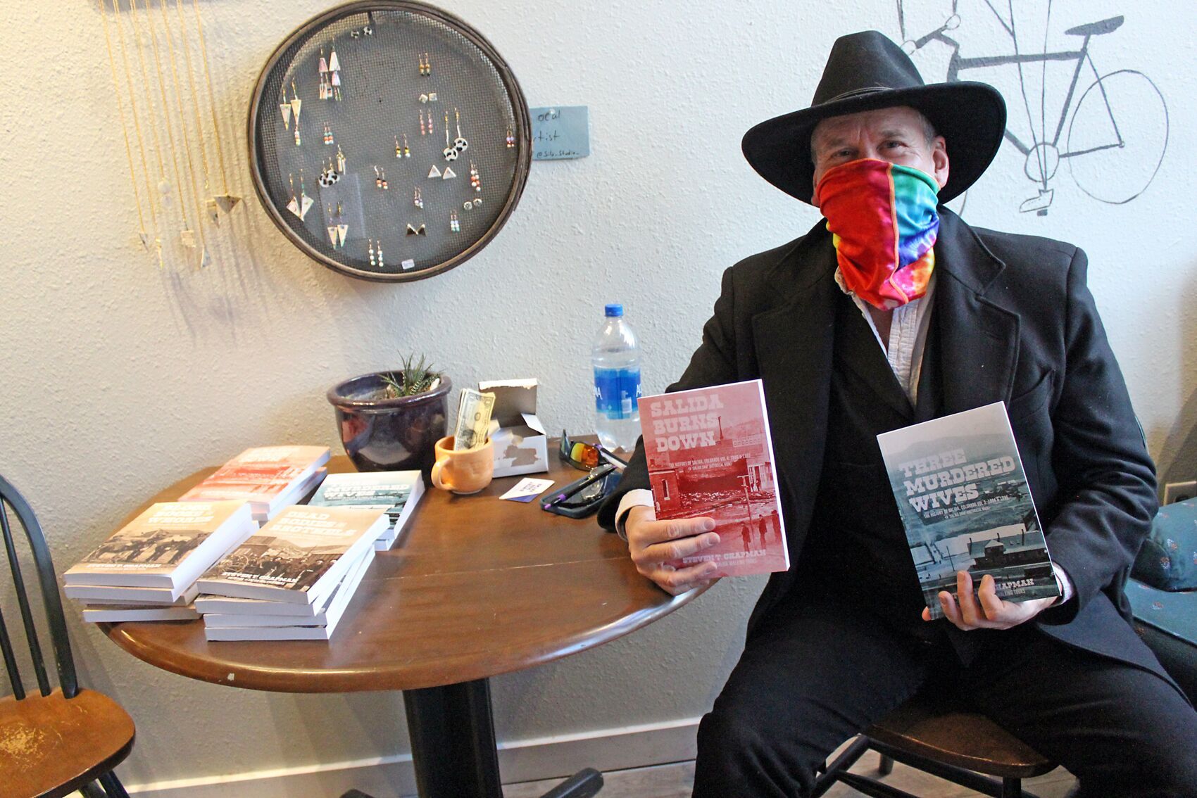 Chapman holds book signing